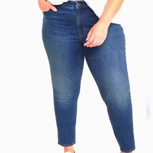 Old Navy Mid-Rise Pop Icon Skinny Jeans